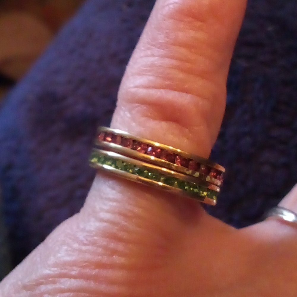 2 Joan Rivers Gold Stackable Rings - image 1